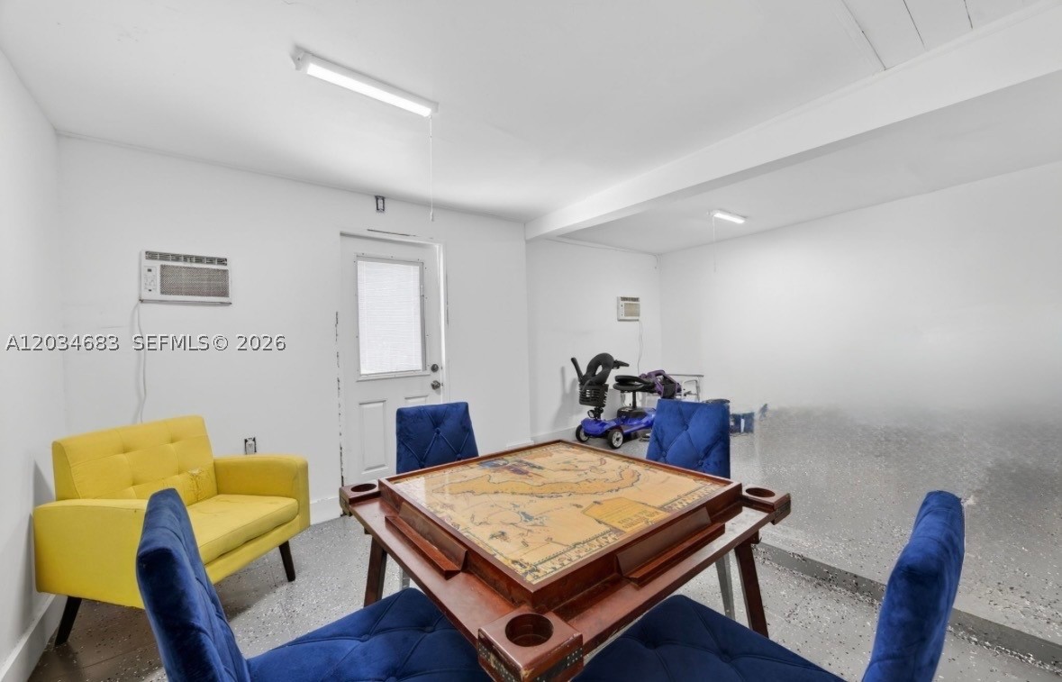 DEVON-AIRE ESTATES SEC 4 - Residential