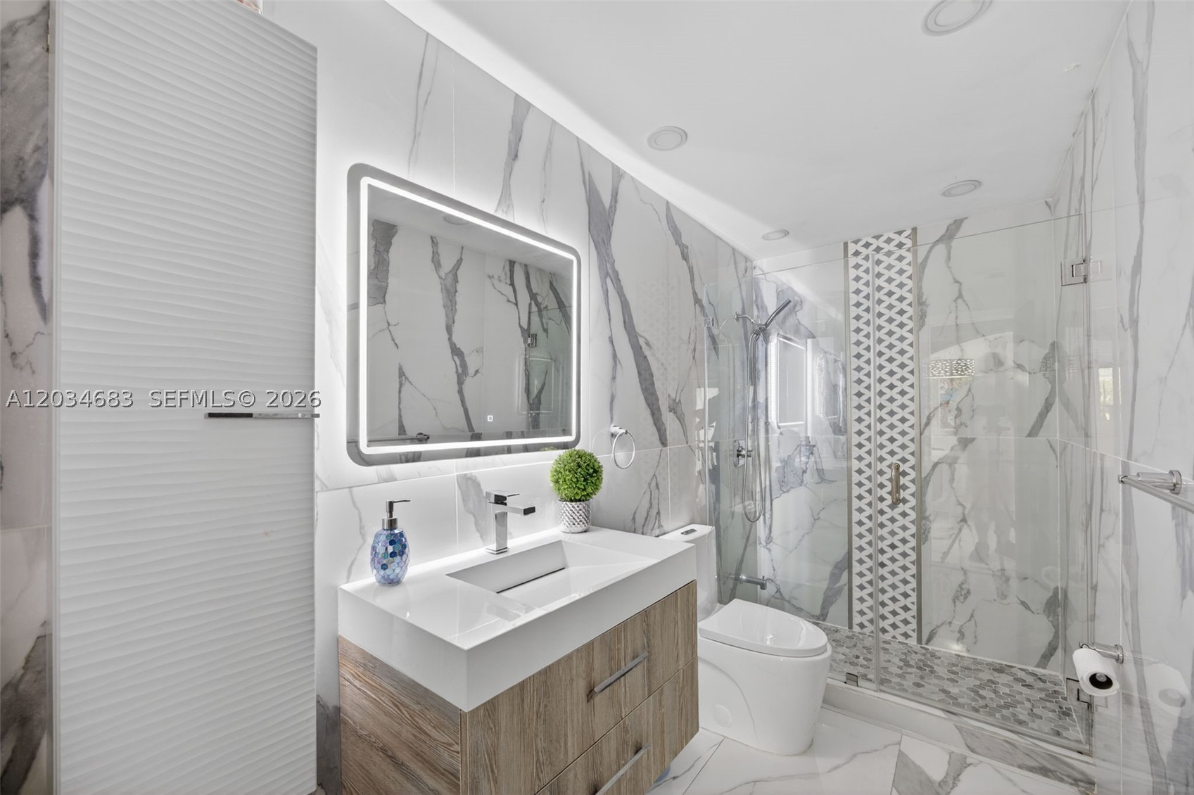 DEVON-AIRE ESTATES SEC 4 - Residential