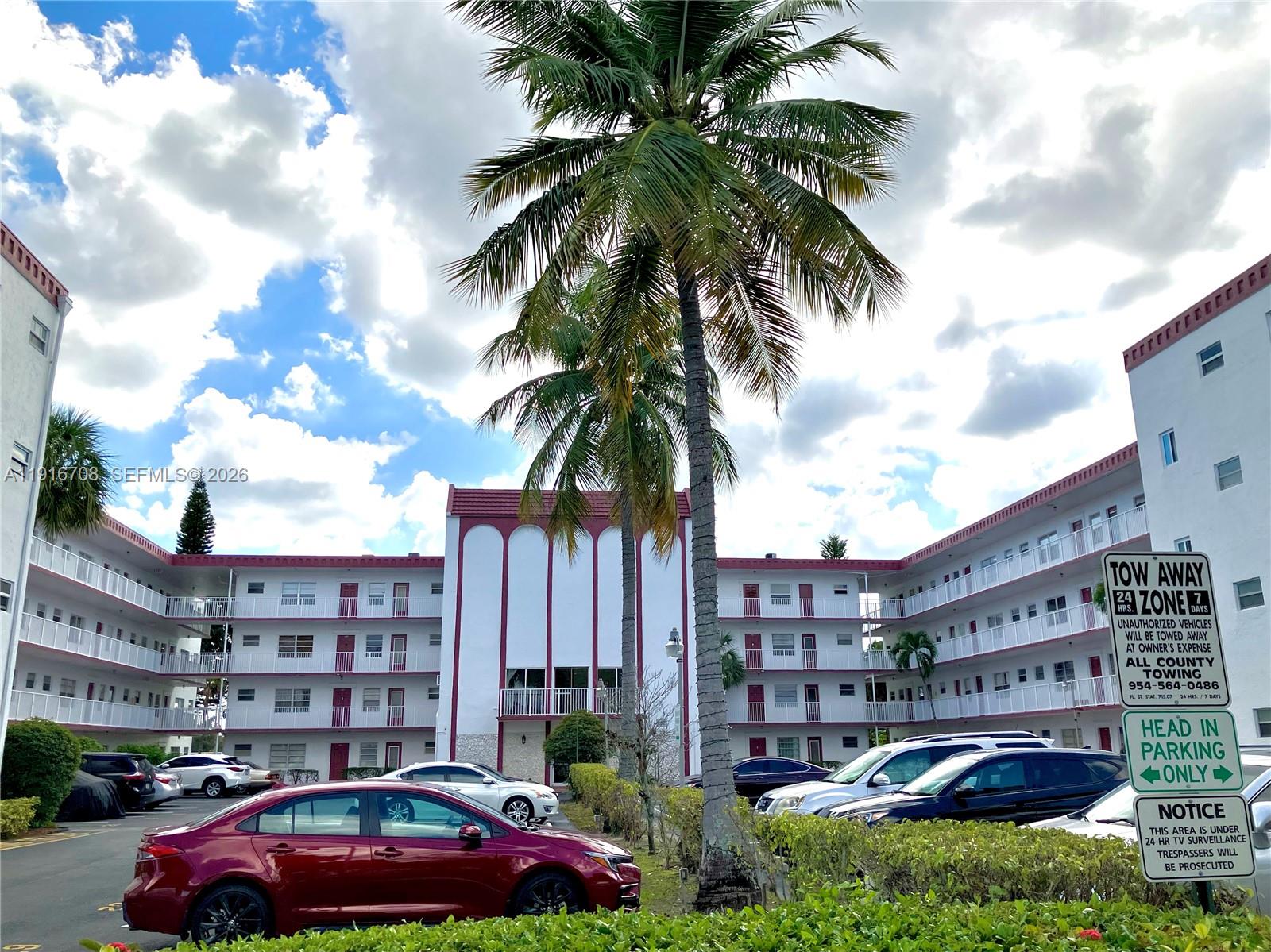 GARNET CONDO - Residential