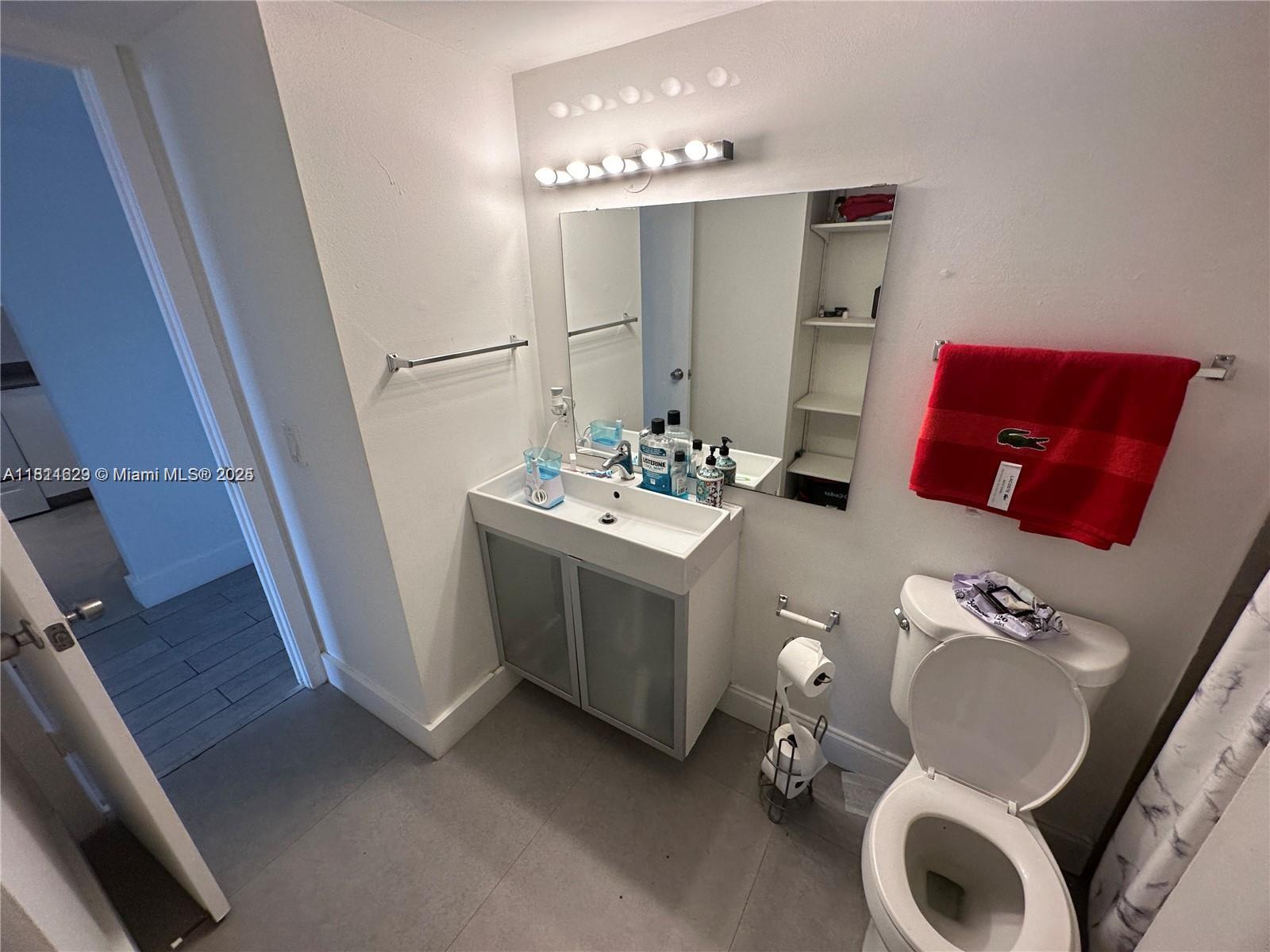 MONTECARLO CONDO - Residential