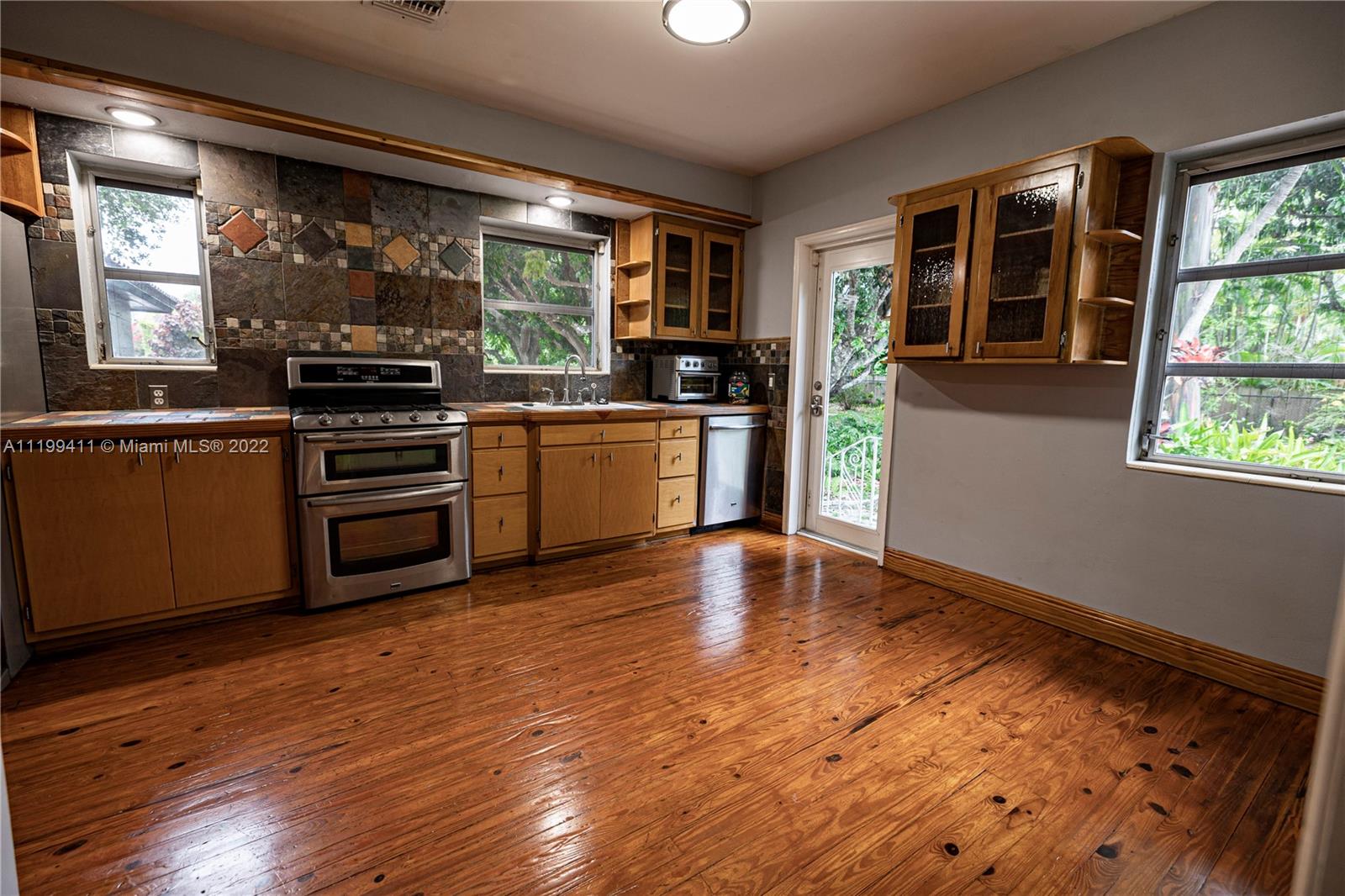 GRIFFING BISCAYNE PARK ES - Residential Lease