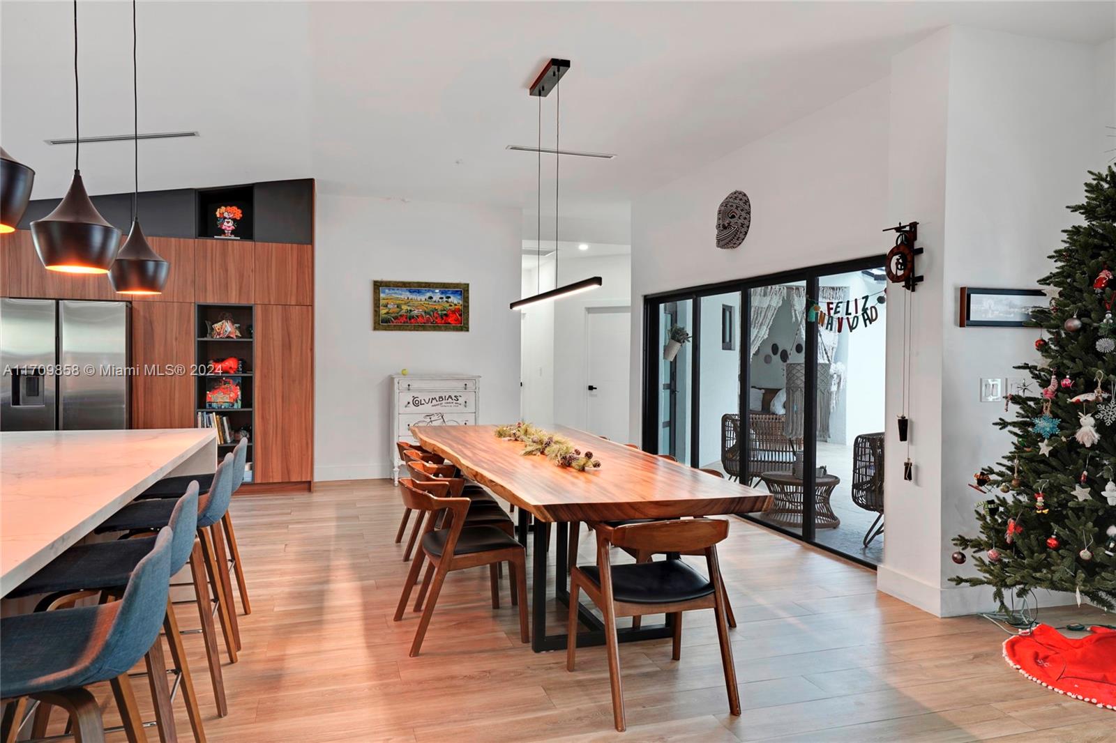 OAK LANE SEC ADDITION - Residential Lease
