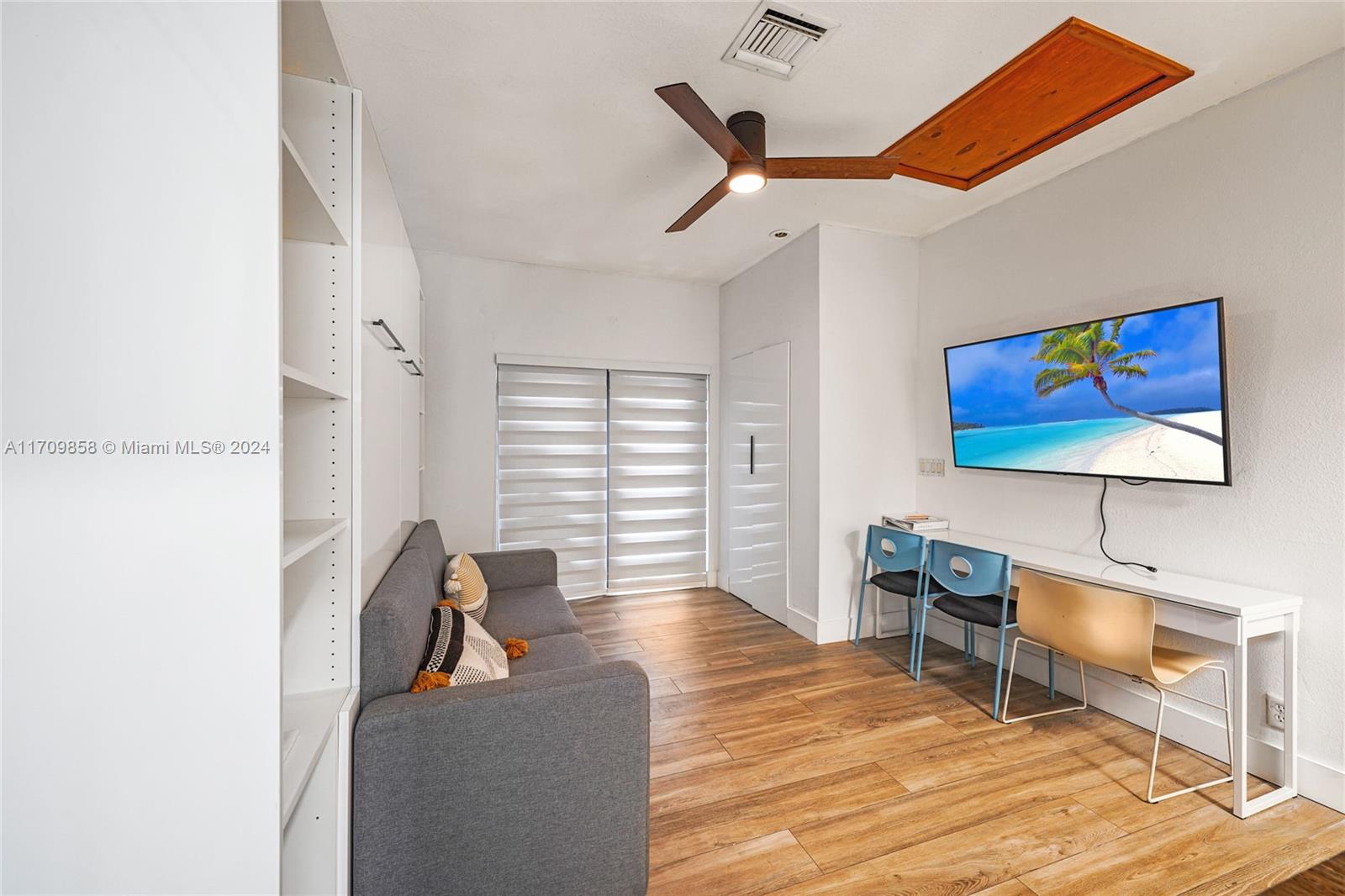 OAK LANE SEC ADDITION - Residential Lease