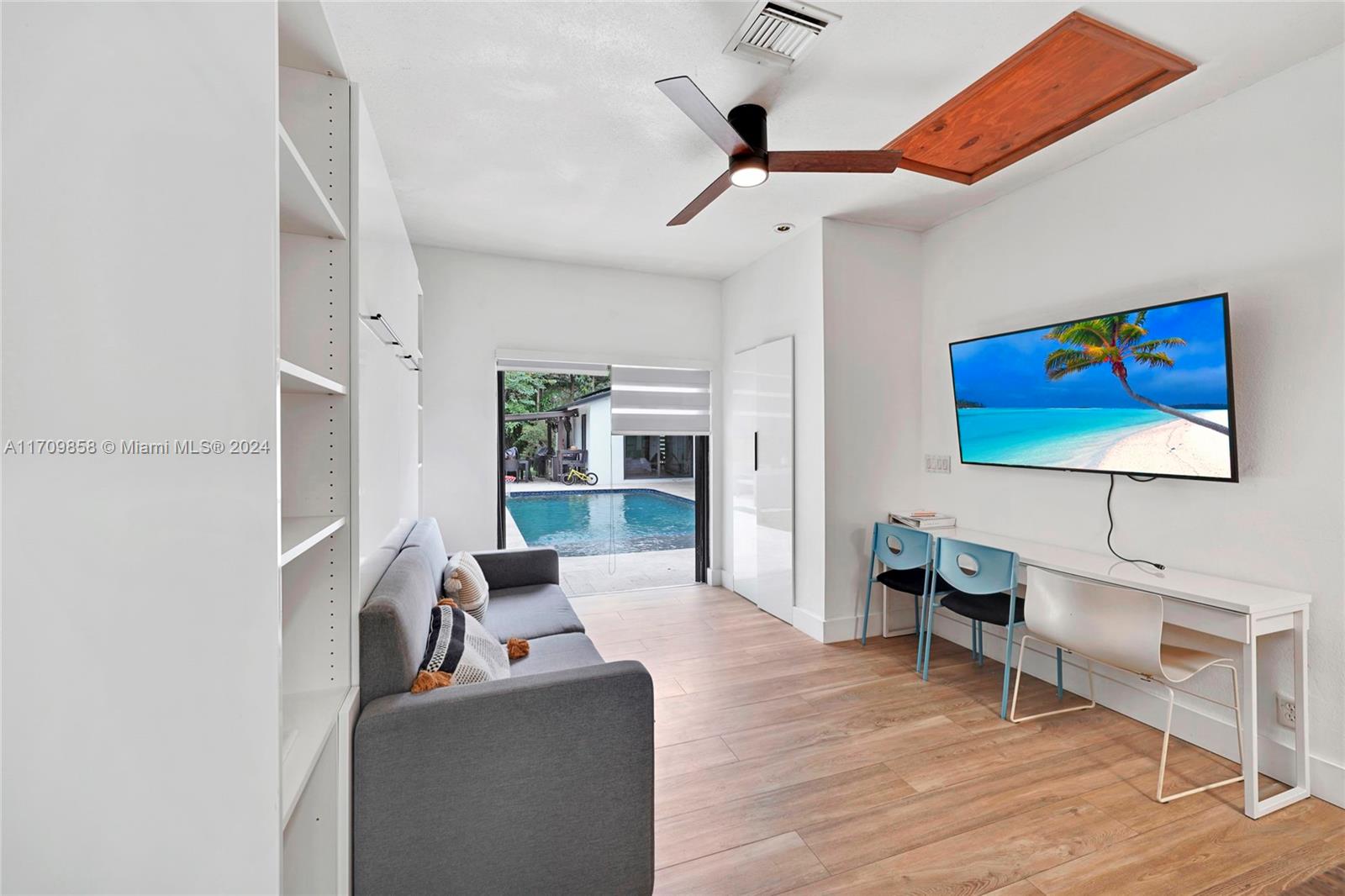 OAK LANE SEC ADDITION - Residential Lease