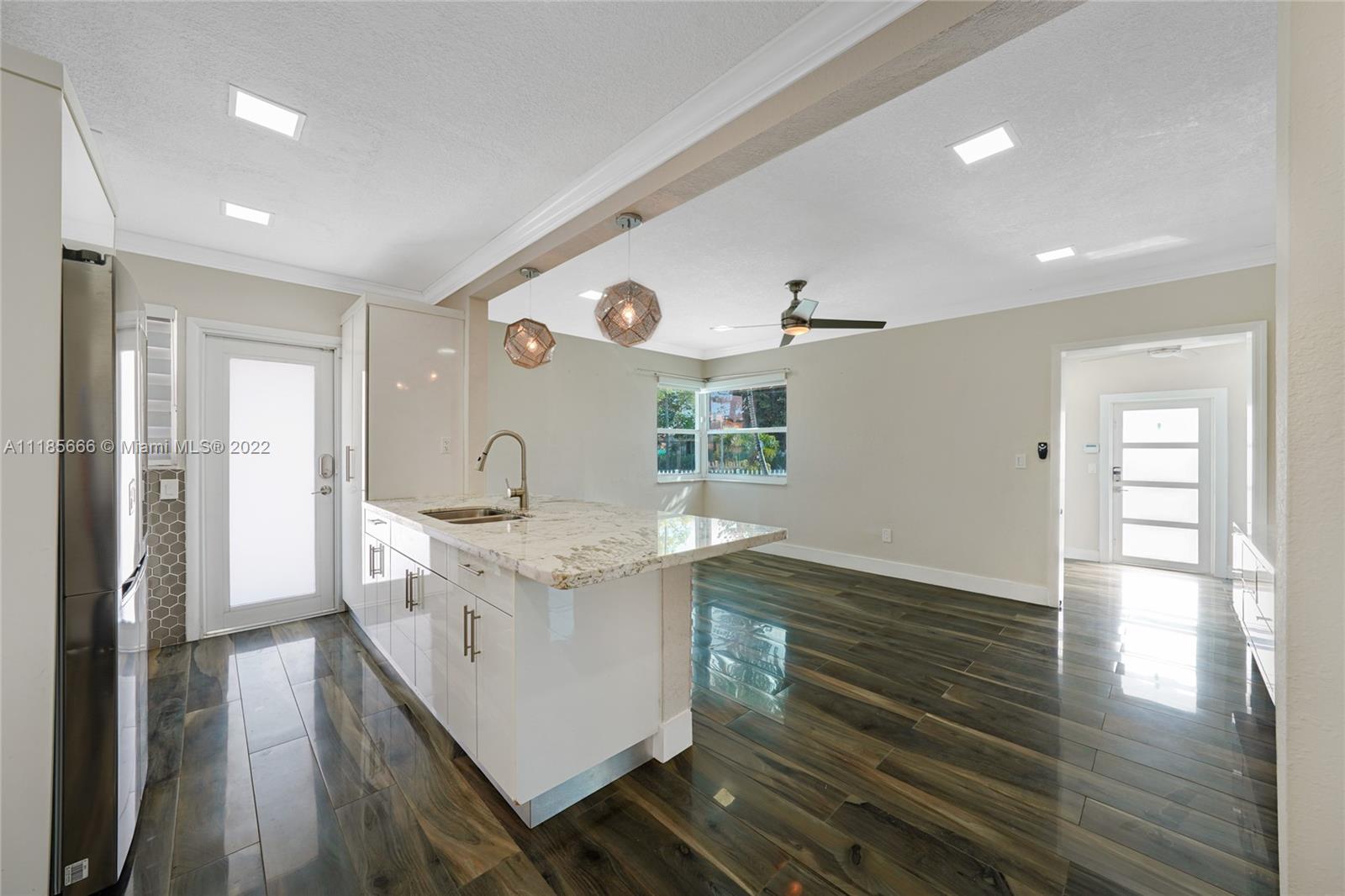 CORAL NOOK - Residential