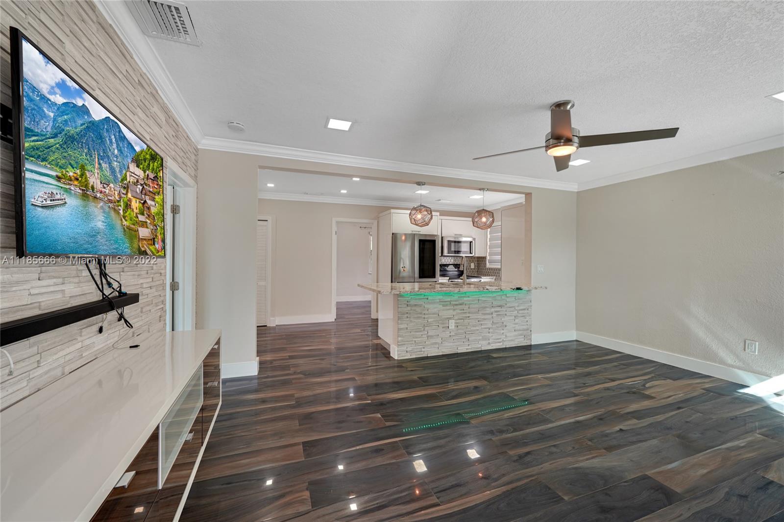 CORAL NOOK - Residential