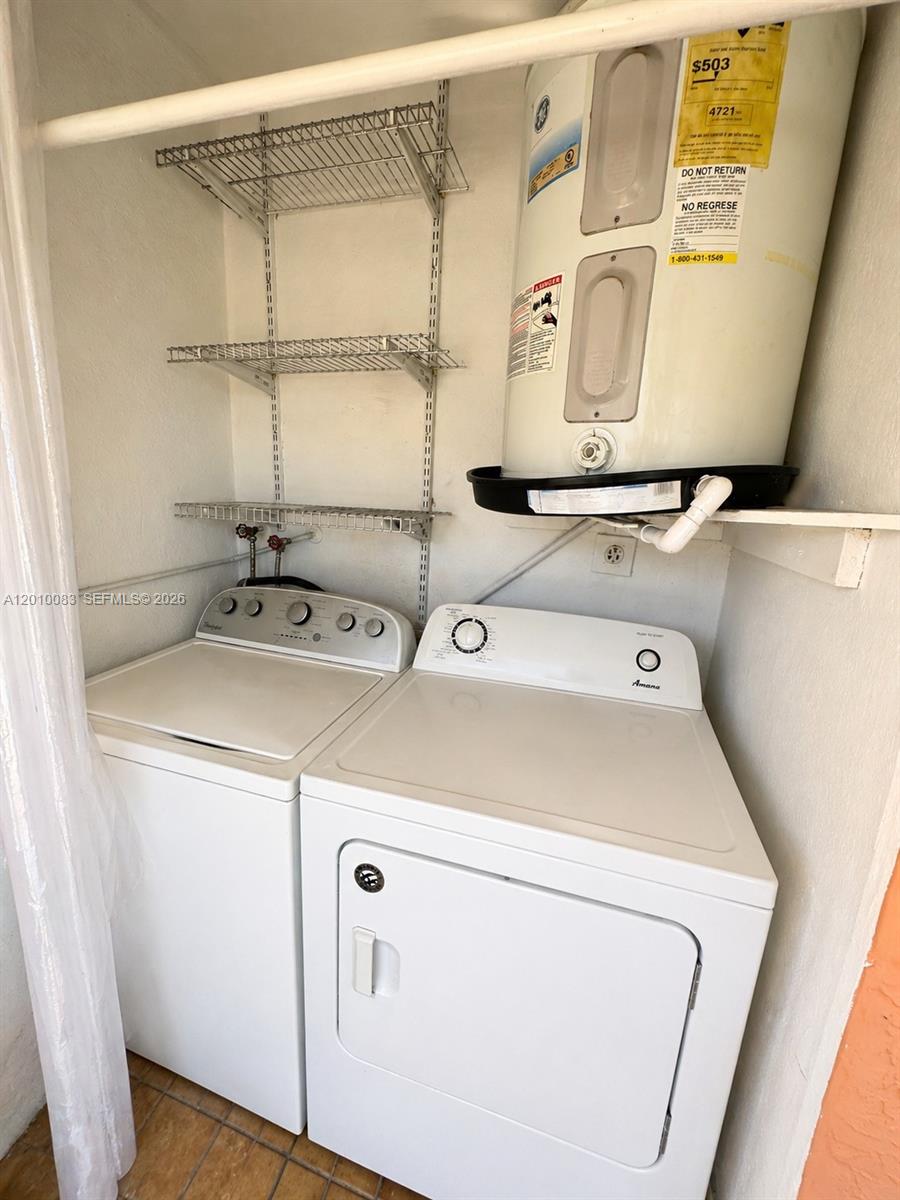 ALHAMBRA CONDO V - Residential