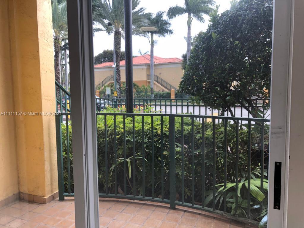 PALM GARDENS AT DORAL CON - Residential
