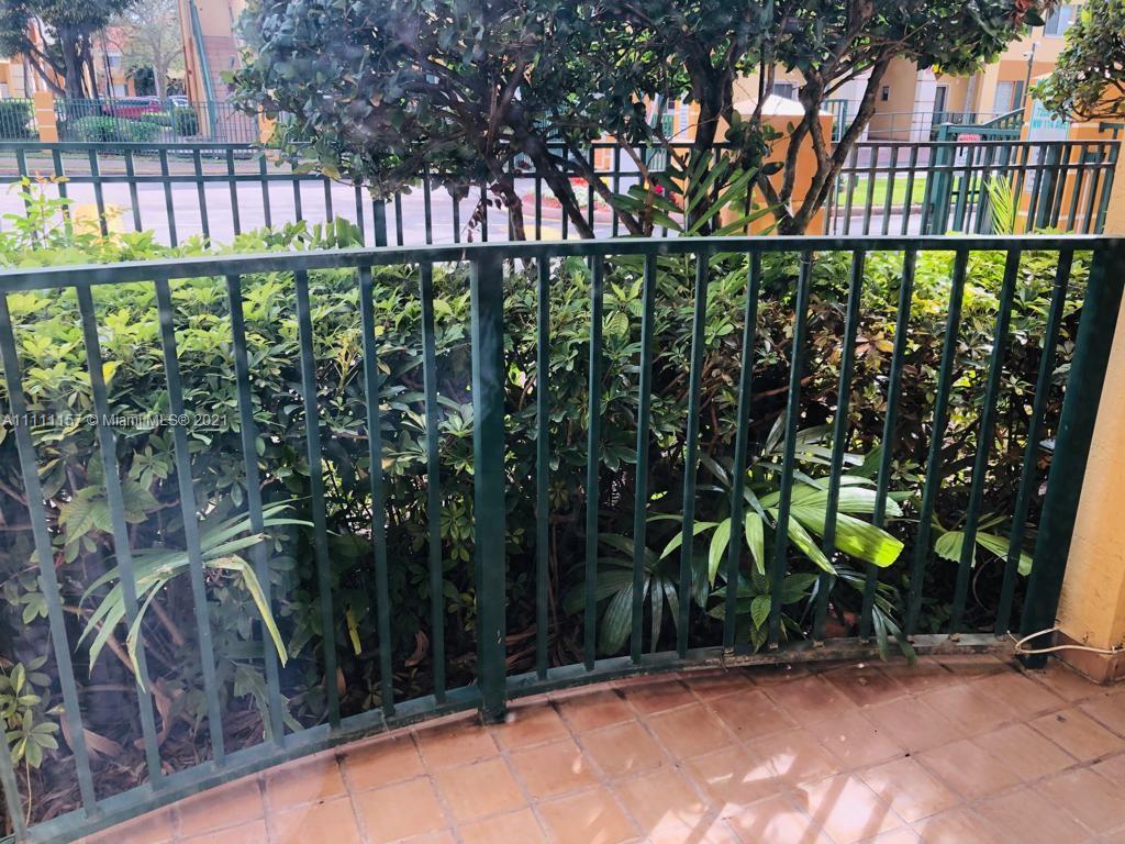PALM GARDENS AT DORAL CON - Residential