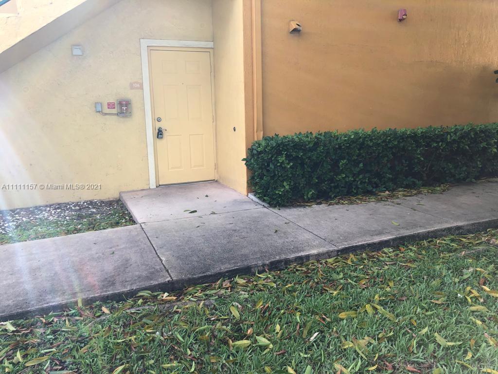 PALM GARDENS AT DORAL CON - Residential