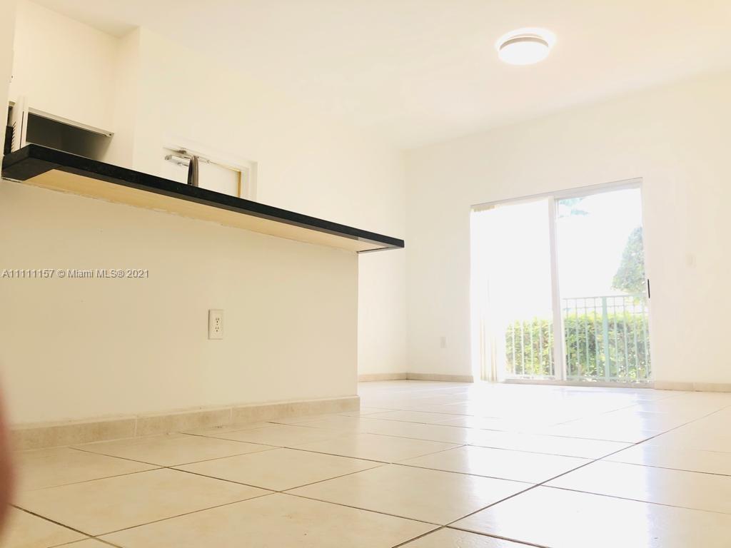 PALM GARDENS AT DORAL CON - Residential