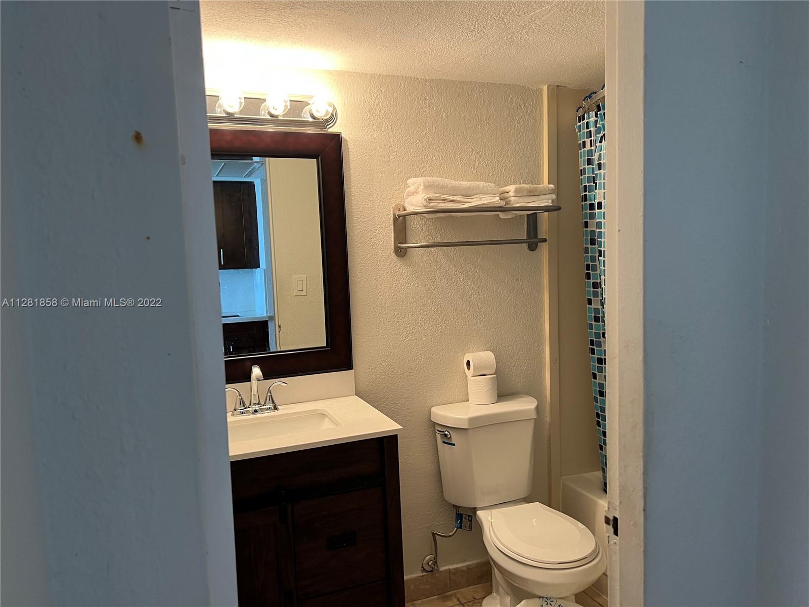 THE AVENTURA BEACH CLUB C - Residential Lease