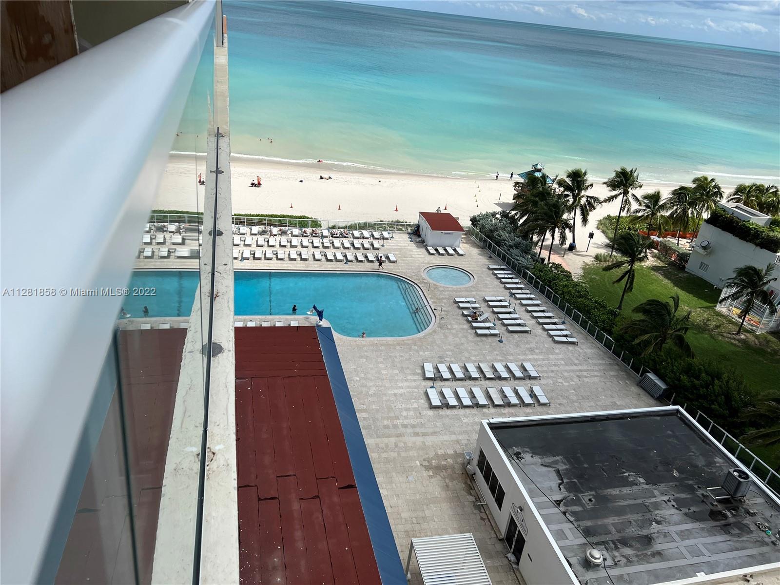 THE AVENTURA BEACH CLUB C - Residential Lease