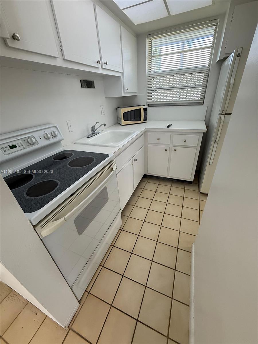 APRIL SONG CONDO - Residential