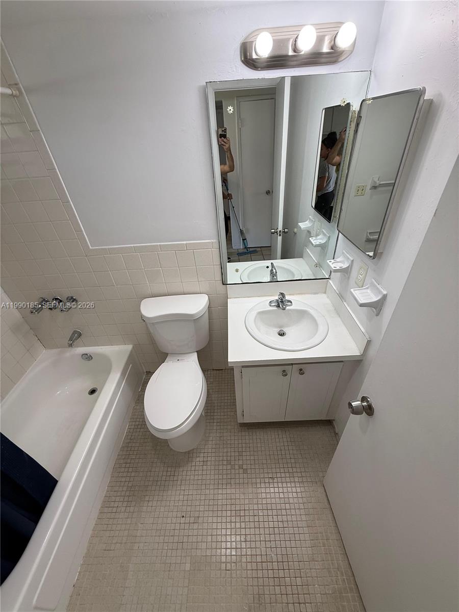 APRIL SONG CONDO - Residential