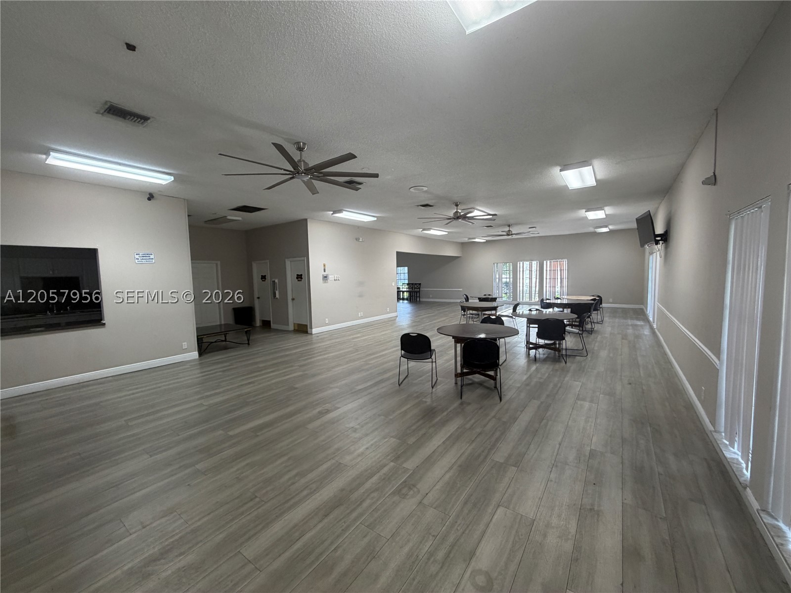 LAKEWOOD ON THE GREEN SEC - Residential