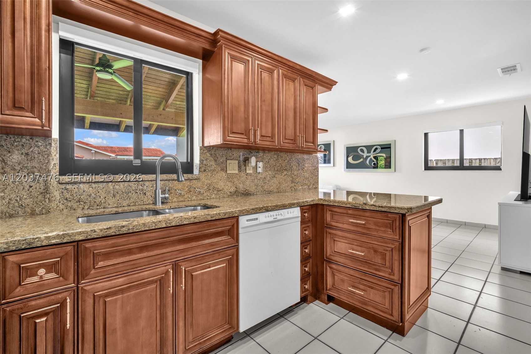 CORAL WEST HEIGHTS 2ND AD - Residential Lease