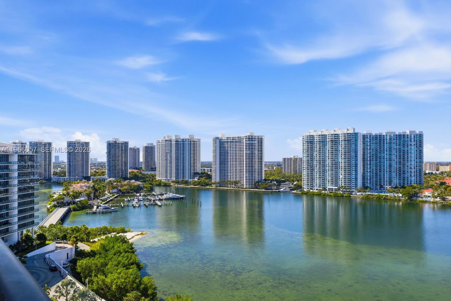 PRIVE CONDO - Residential