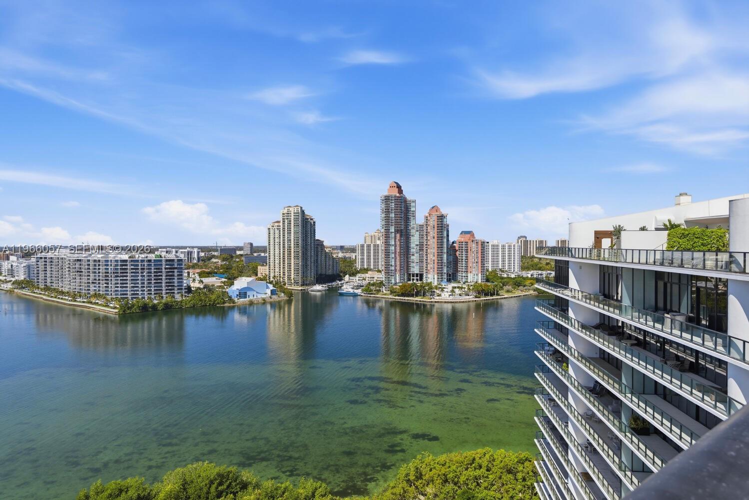 PRIVE CONDO - Residential