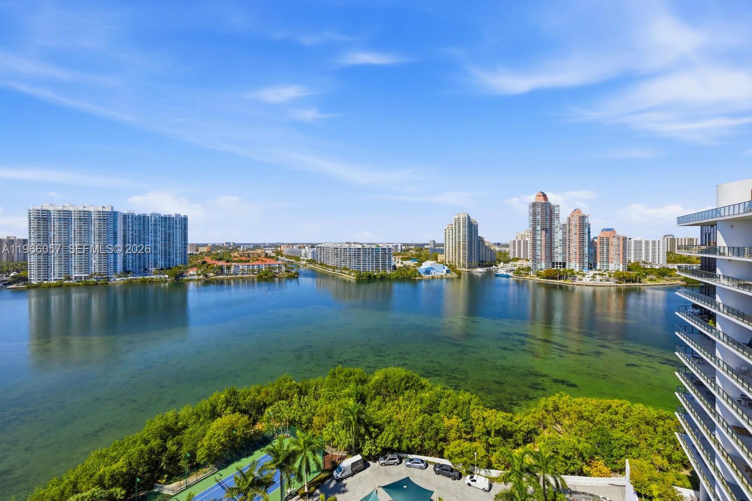 PRIVE CONDO - Residential