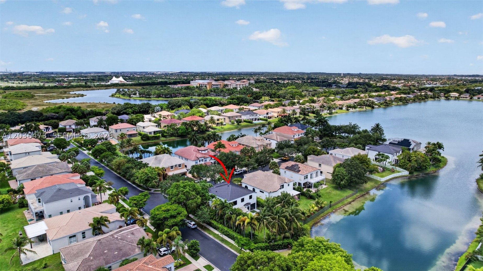 SESSA EIGHT - Residential