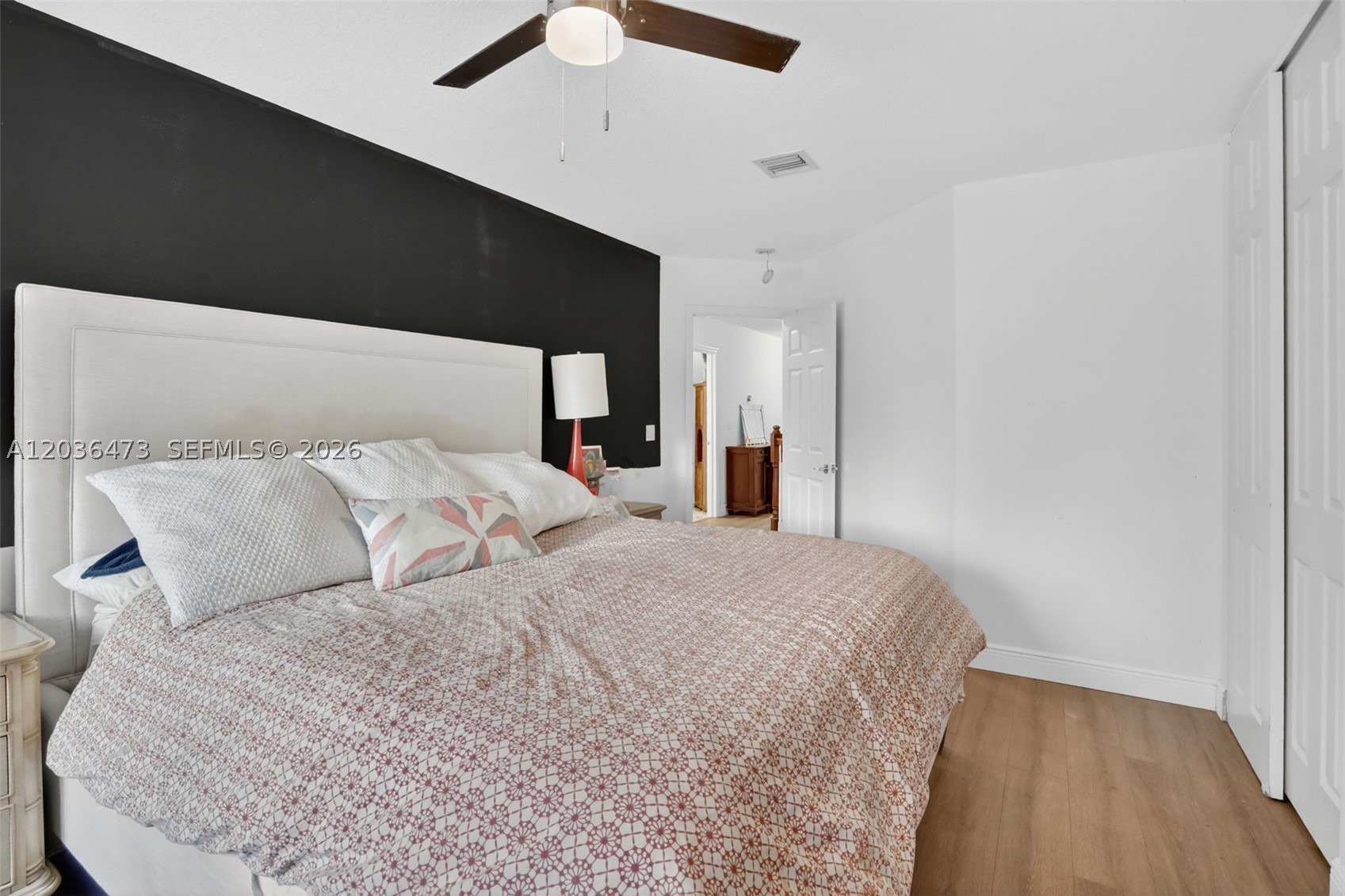 SESSA EIGHT - Residential