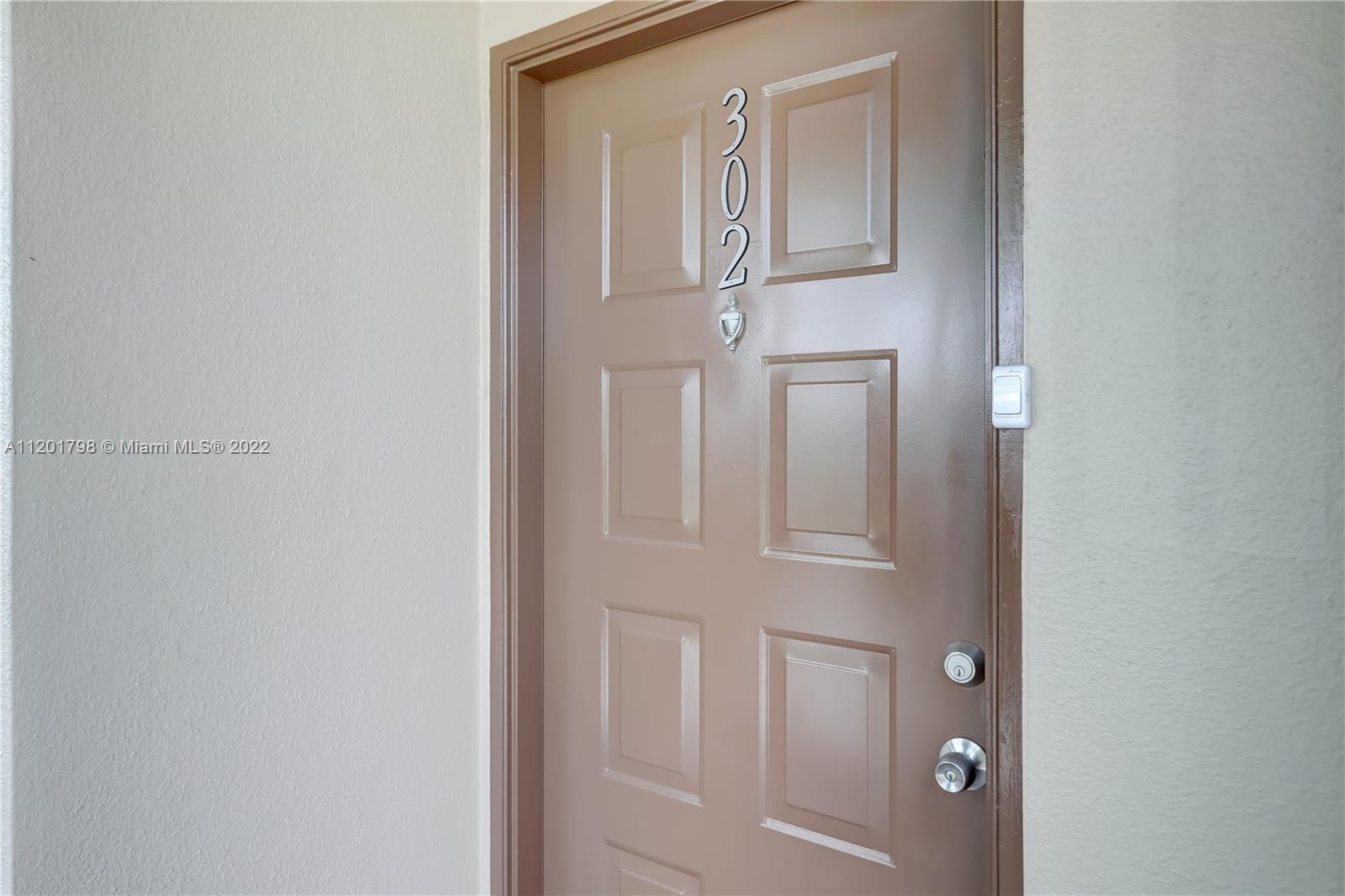 IVANHOE EAST AT CENTURY V - Residential Lease