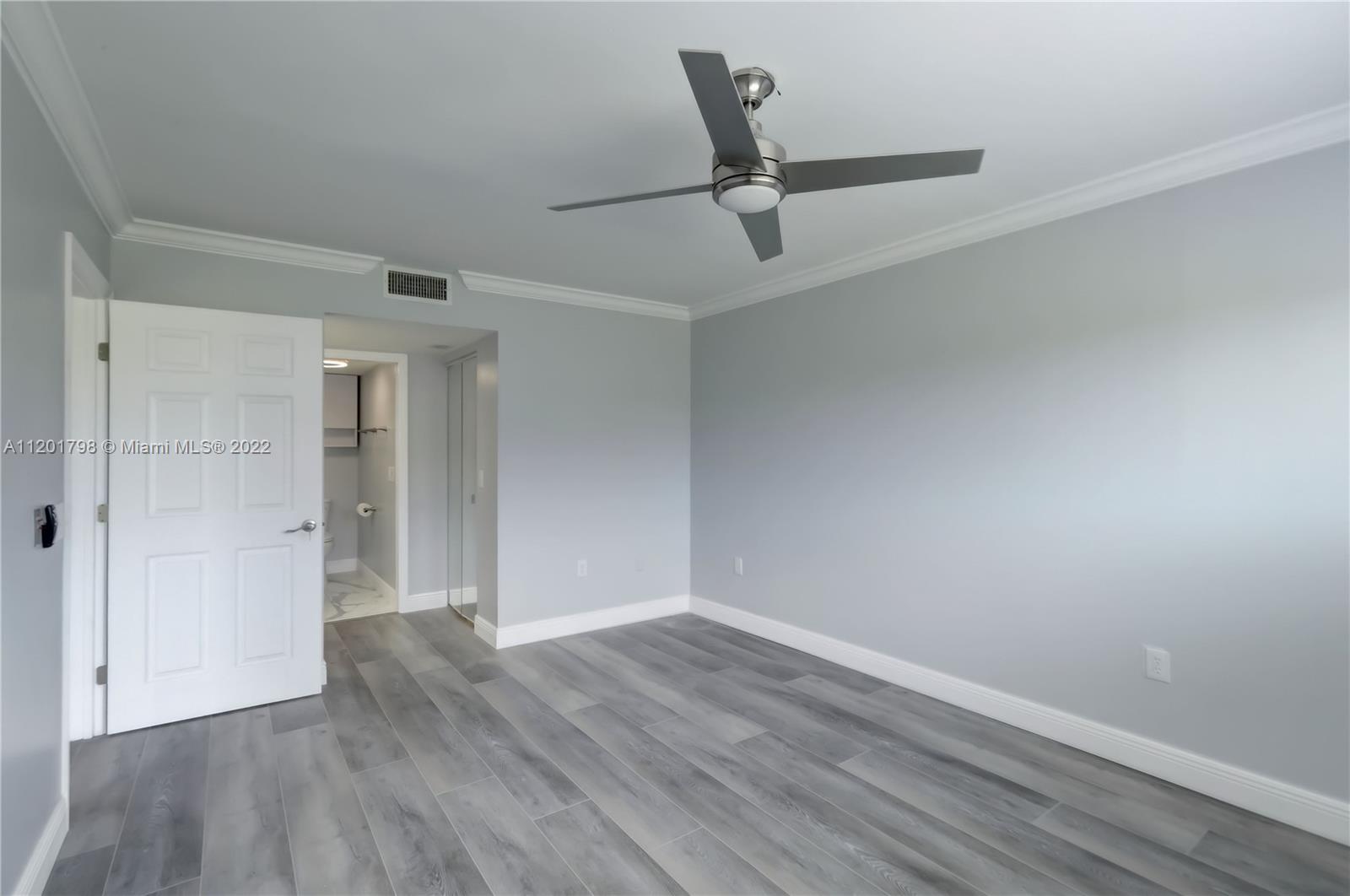 IVANHOE EAST AT CENTURY V - Residential Lease