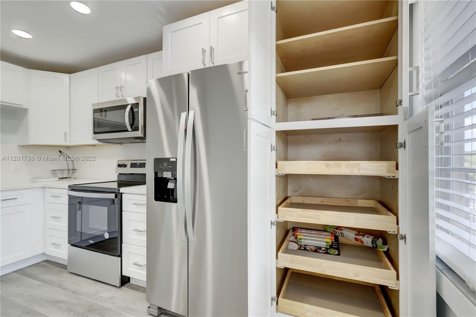 IVANHOE EAST AT CENTURY V - Residential Lease