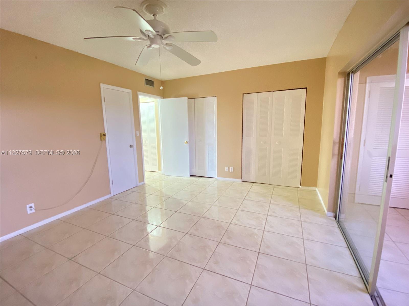 MARINER IV CONDO - Residential