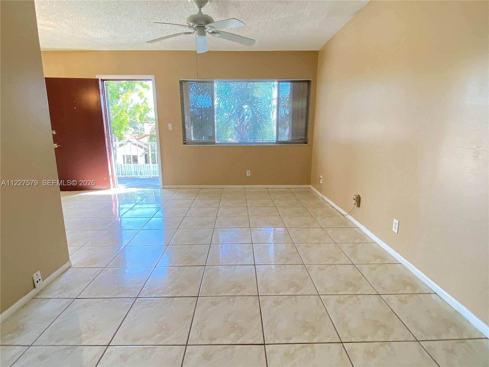 MARINER IV CONDO - Residential