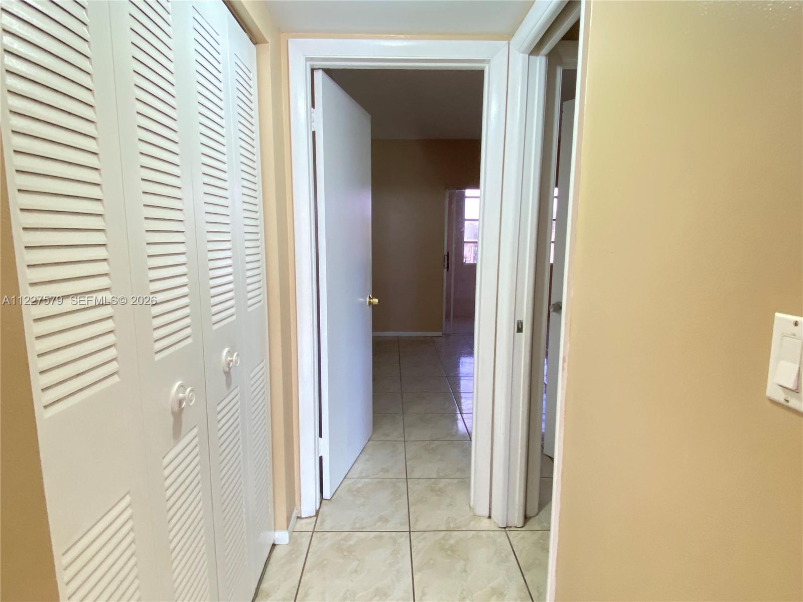 MARINER IV CONDO - Residential