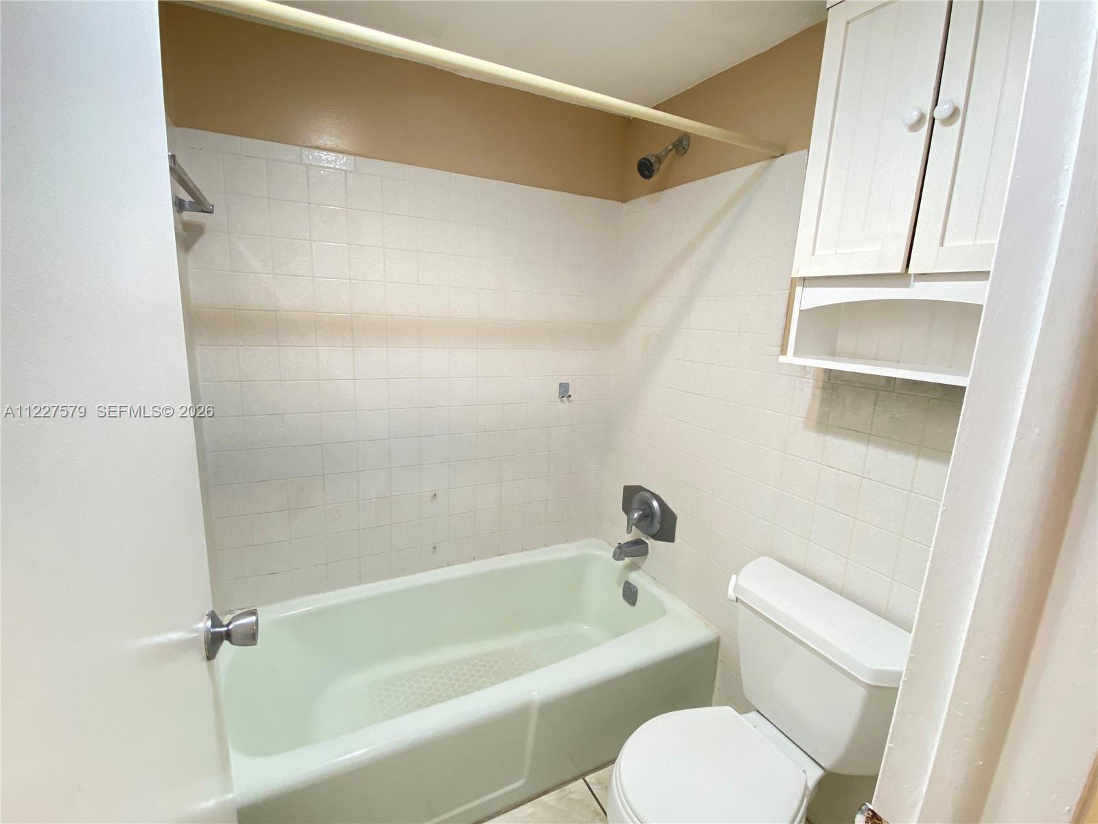 MARINER IV CONDO - Residential