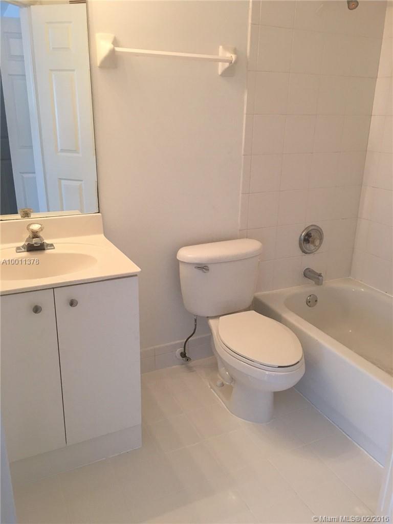 Las Brisas At Doral - Residential Lease