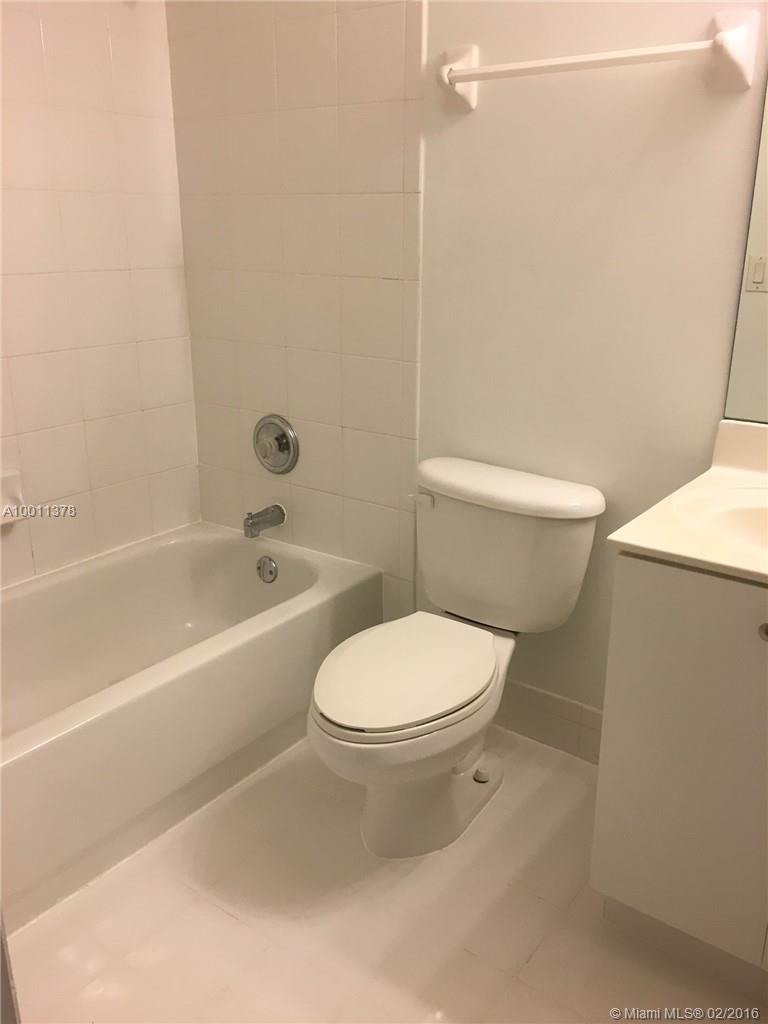 Las Brisas At Doral - Residential Lease