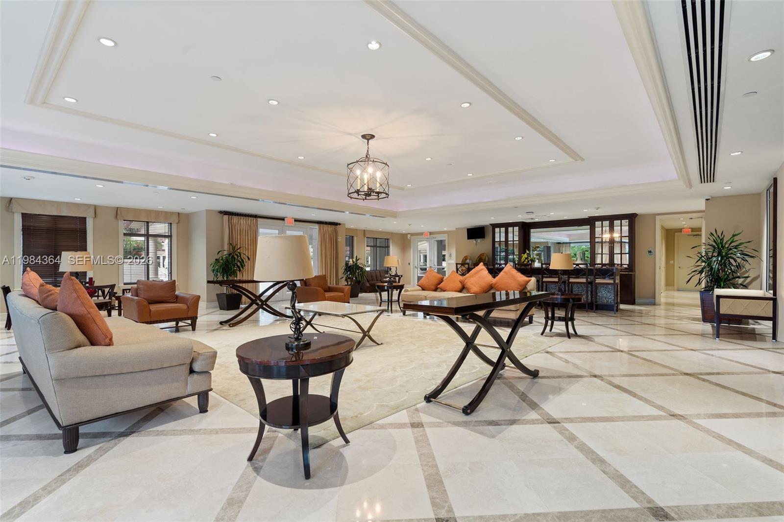 TURNBERRY VLG NO TOWER CO - Residential