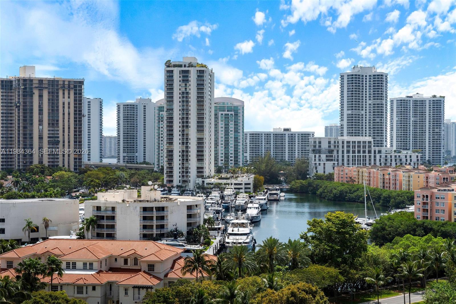 TURNBERRY VLG NO TOWER CO - Residential