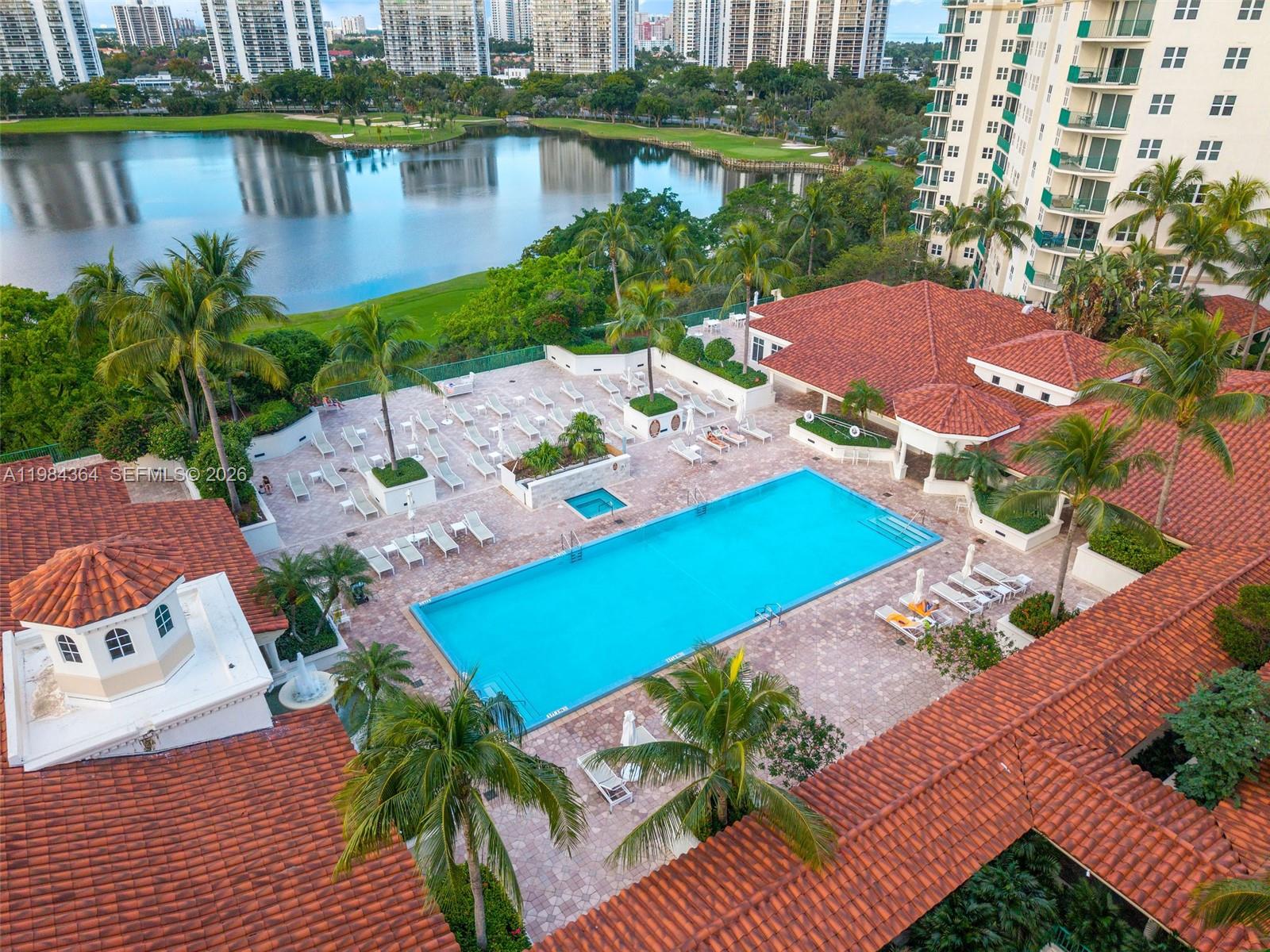 TURNBERRY VLG NO TOWER CO - Residential