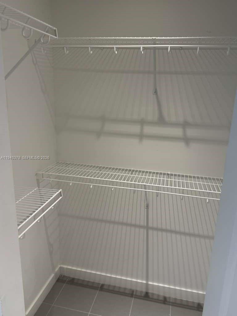CANVAS CONDO - Residential Lease
