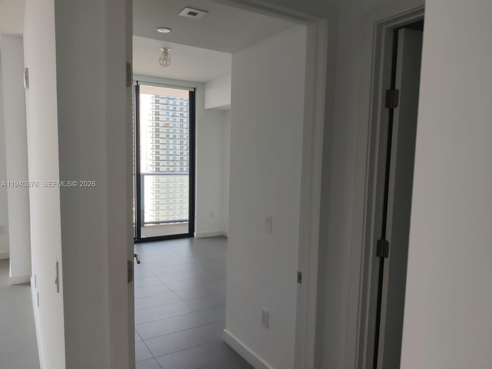 CANVAS CONDO - Residential Lease