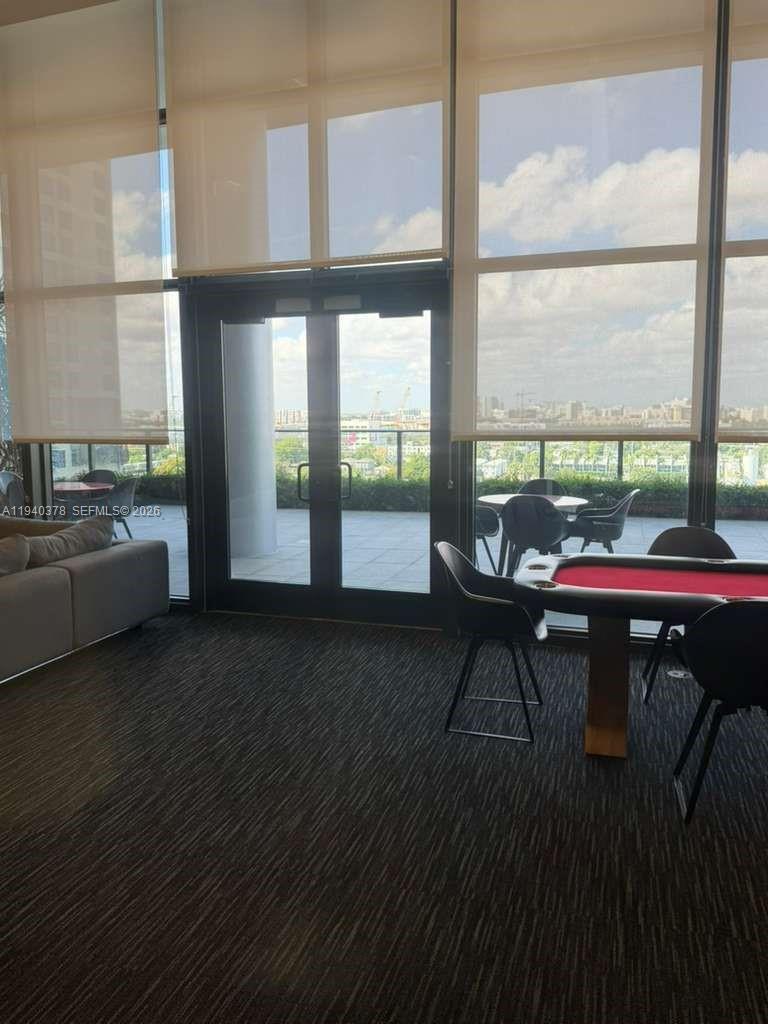 CANVAS CONDO - Residential Lease