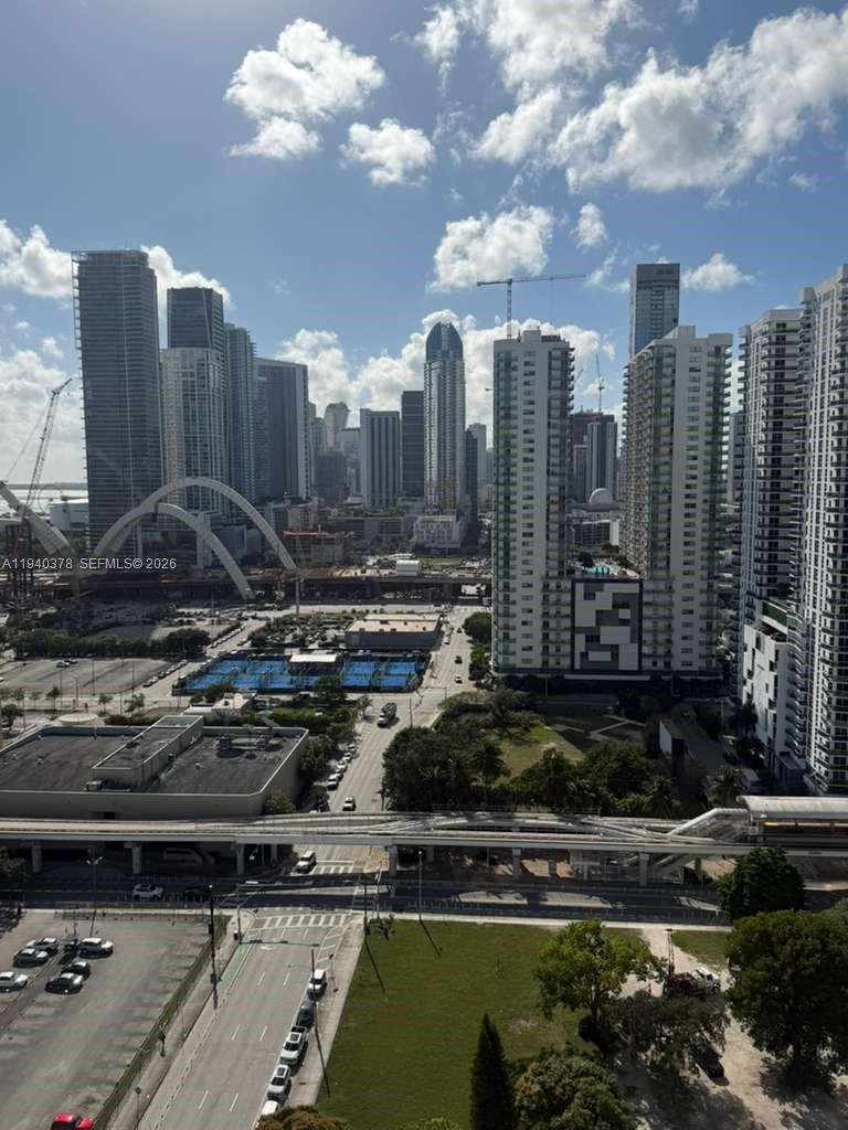 CANVAS CONDO - Residential Lease