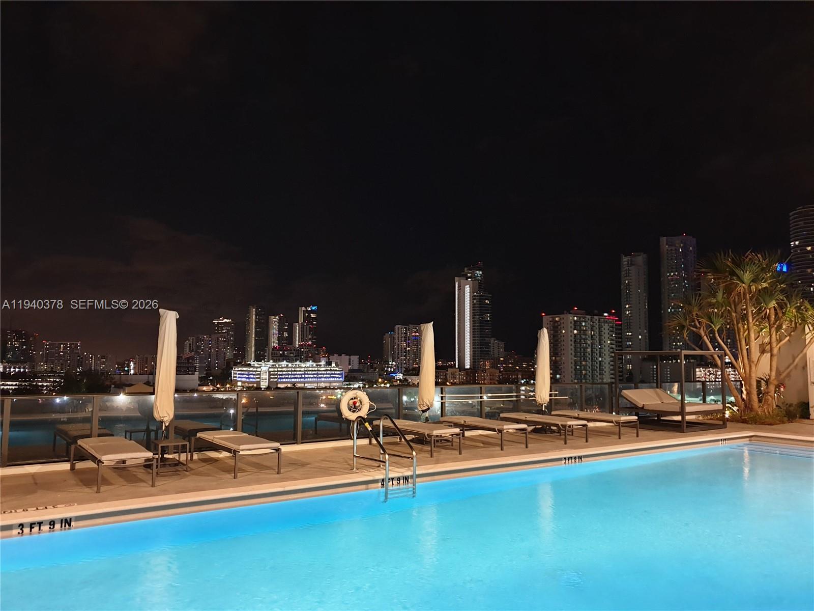 CANVAS CONDO - Residential Lease