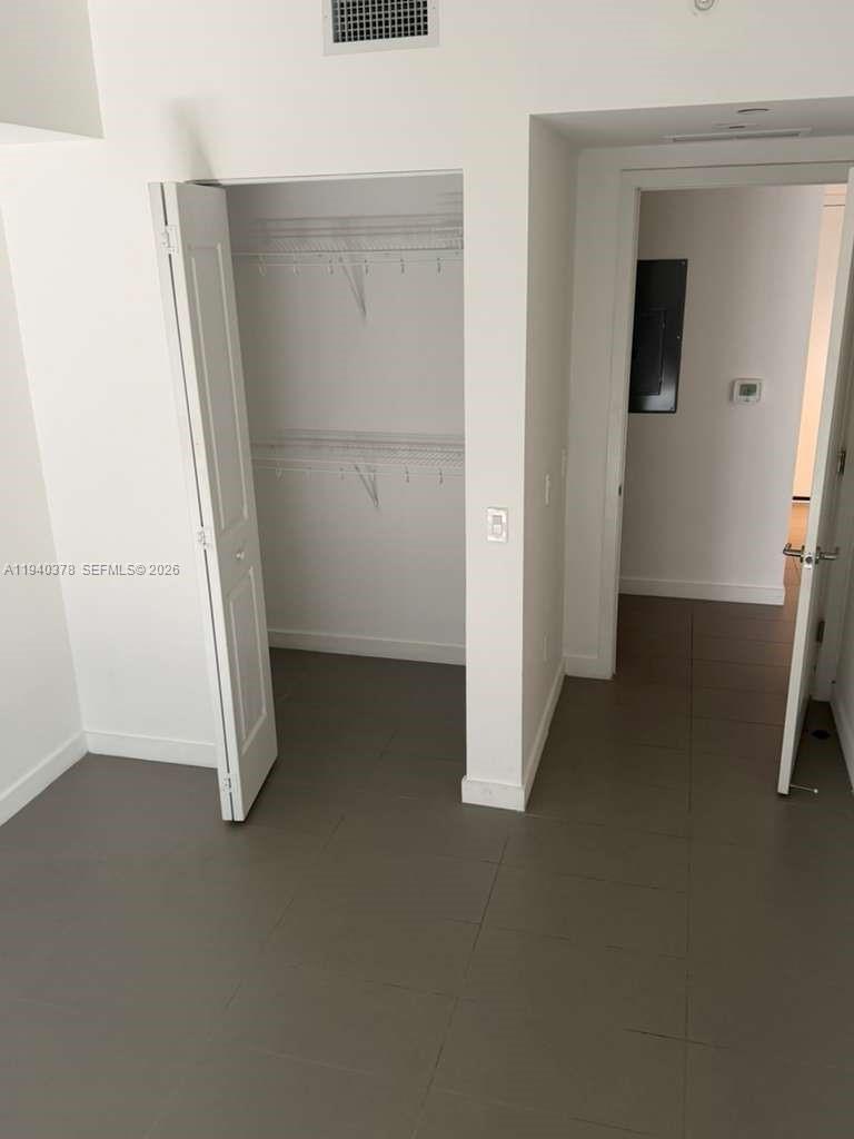 CANVAS CONDO - Residential Lease
