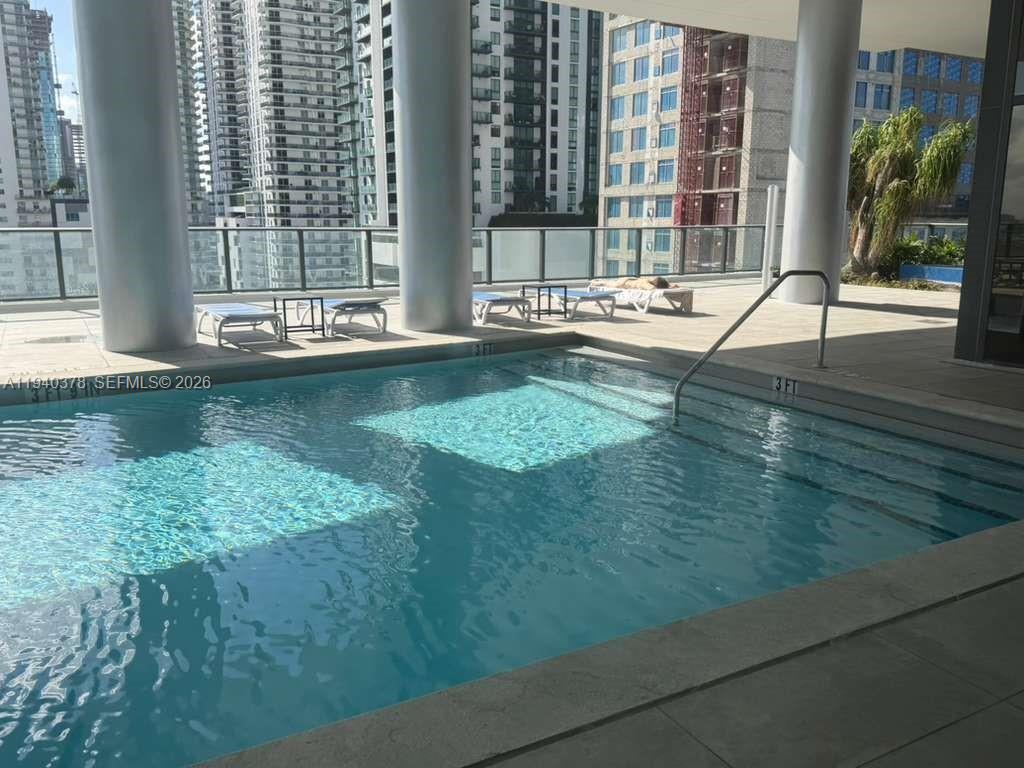 CANVAS CONDO - Residential Lease