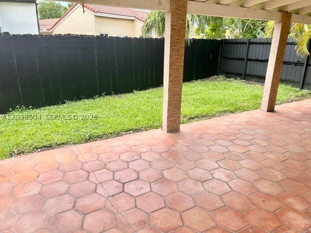 TAMIAMI LAKES SEC 6 - Residential