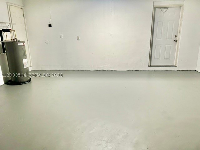 TAMIAMI LAKES SEC 6 - Residential