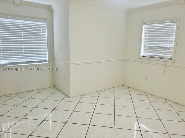 TAMIAMI LAKES SEC 6 - Residential