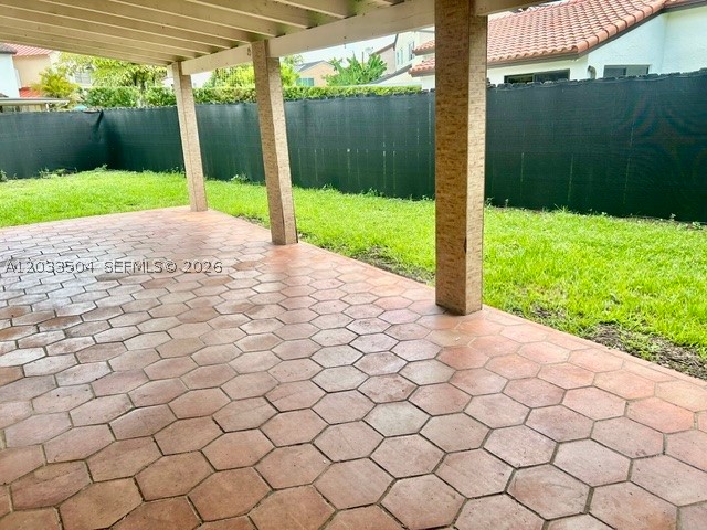 TAMIAMI LAKES SEC 6 - Residential
