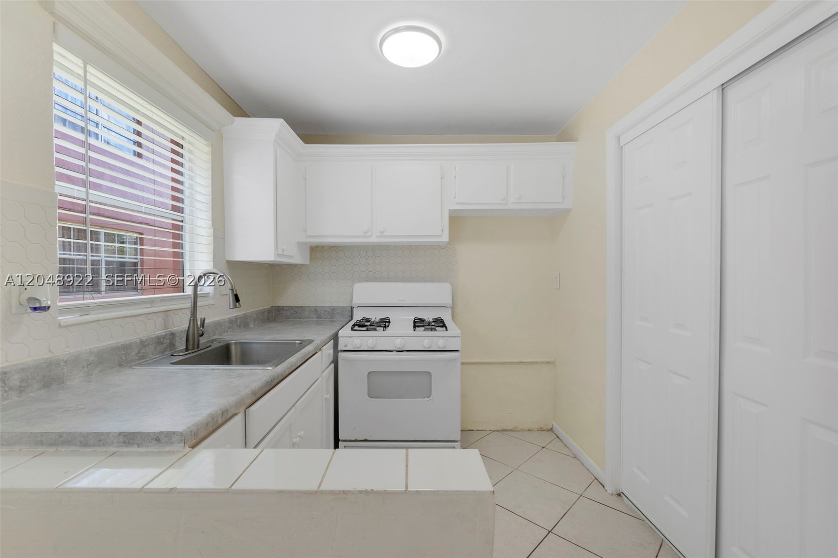 SUNRISE GOLF VILLAGE SEC - Residential Income